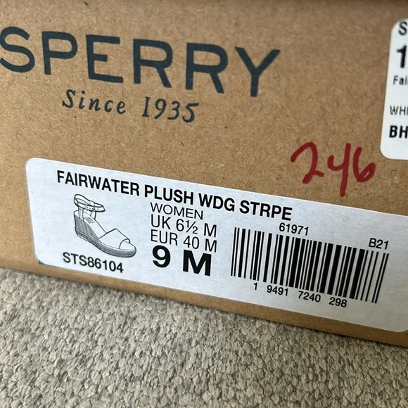 NIB women’s Sperry nine - Picture 5 of 5